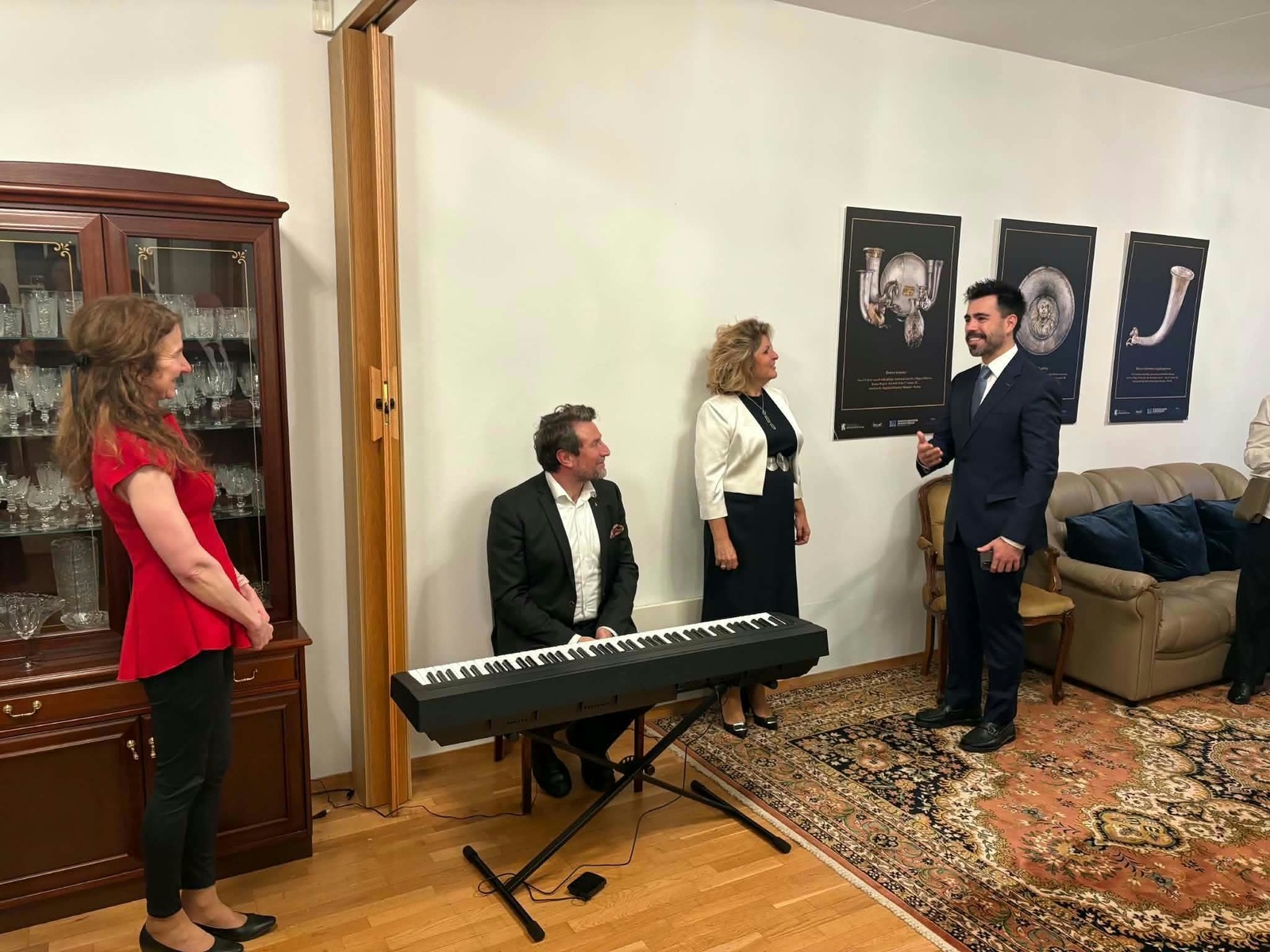 The Exhibition “Ancient Treasures of Bulgaria” Presented at the Bulgarian Residence in Oslo on the occasion of the Independence Day of Bulgaria 