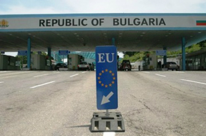 Bulgaria opened its doors to foreign tourists and investments