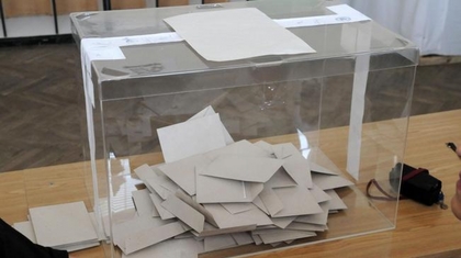 Избори 2013 започнаха с отварянето на първата секция в Австралия
