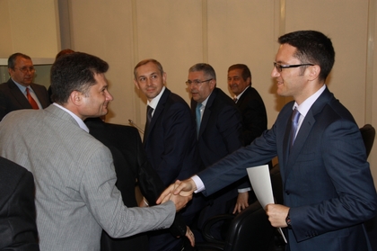 Среща на министър Кристиан Вигенин с представители на българите от Запорожка област