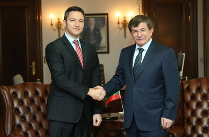 Foreign ministers Kristian Vigenin and Ahmet Davutoğlu met in Ankara