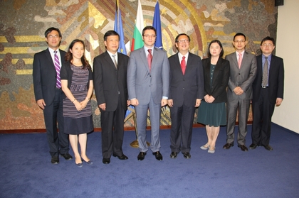 Meeting of Minister Vigenin with a delegation from the Shanghai Institute for International Studies 