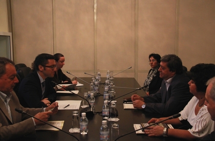 Министър Вигенин се срещна с представители на Тракийските дружества