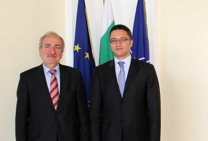  Министър Кристиан Вигенин се срещна с посланика Украйна