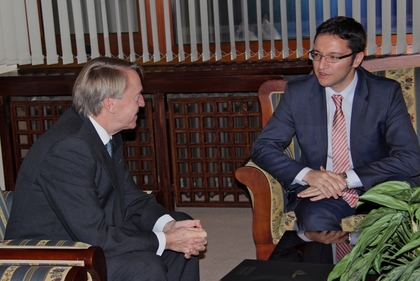 Министър Вигенин разговаря с новия посланик на Кралство Нидерландия