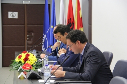 Митов: България подкрепя европейската интеграция на Република Македония
