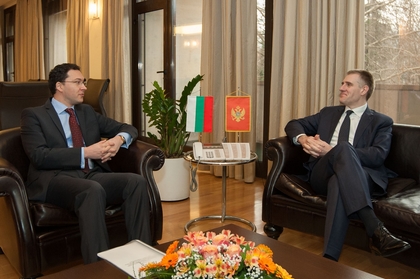Евро-атлантическата интеграция на Черна гора и социалното сътрудничество във фокуса на разговорите на министър Митов и министър Лукшич