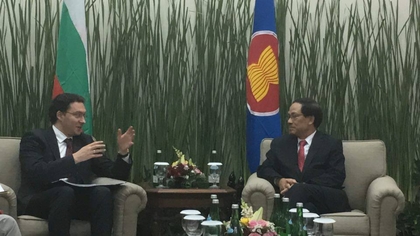 Министър Митов се срещна с Генералния секретар на АСЕАН Ле Луонг Мин