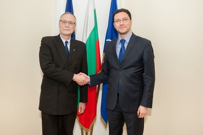 Прощална среща на министър Даниел Митов с представителя на ВКБООН за България Роланд-Франсоа Вейл