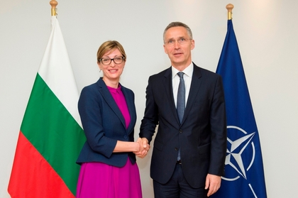 Вицепремиерът Екатерина Захариева се срещна с генералния секретар на НАТО Йенс Столтенберг