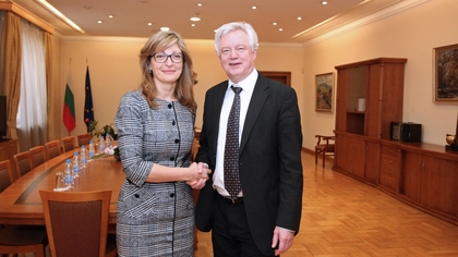 Вицепремиерът Екатерина Захариева прие британския министър по Брекзит