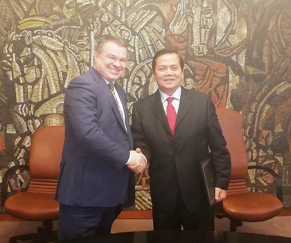 Тодор Стоянов проведе политически консултации с държавния секретар на Камбоджа Оуч Борит