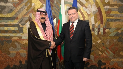 Тодор Стоянов се срещна със заместник-министъра на външните работи на Кувейт Халид Ал-Джаралла