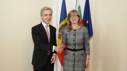 Екатерина Захариева: Подкрепата ни за европейската перспектива на Молдова е последователна и категорична