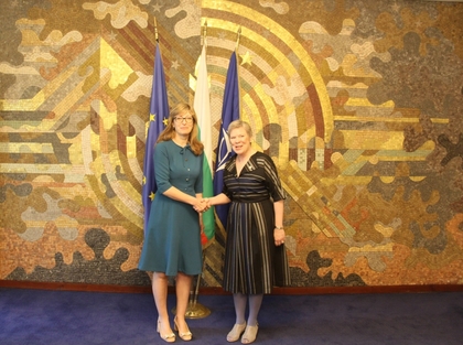 Министър Захариева пред зам. генералния секретар на НАТО: Подкрепата на България за НАТО остава непроменена