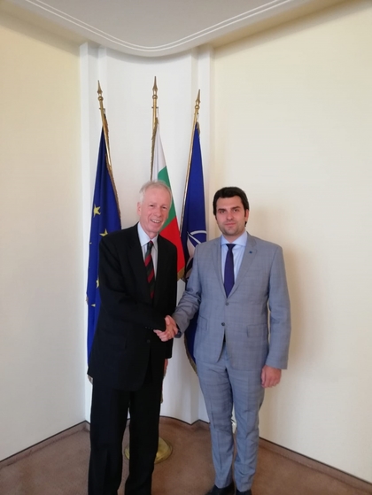 Заместник-министър Георгиев прие специалния пратеник на Канада към ЕС Стефан Дион