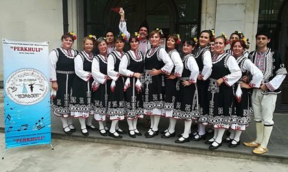 Българско участие на международен фестивал за народни песни и танци