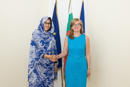 Прощална среща на министър Захариева с посланика на Судан у нас