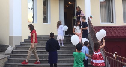 Откриване на учебната година в БНУ към посолството в Тбилиси
