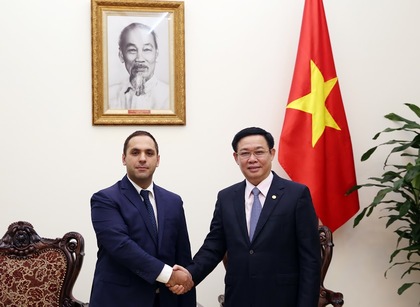 Официално посещение на министъра на икономиката Емил Каранилоков във Виетнам