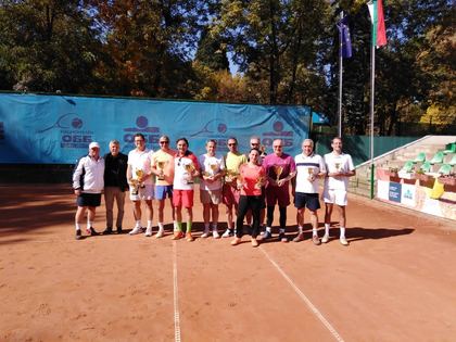 Традиционният турнир по тенис за купата на министъра събра дипломати и приятели