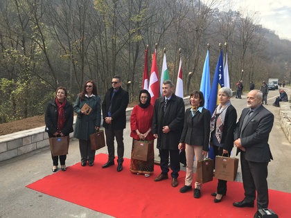 Традиционно засаждане на липа на „Алеята на посланиците” в Сараево