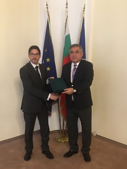 Новият посланик на Република Узбекистан у нас връчи копия от акредитивните си писма 