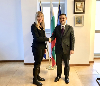 Среща между генералния консул на Р. България Таня Димитрова и квестора на провинция Комо