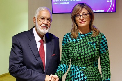 Либия поиска възобновяване на икономическите връзки с България