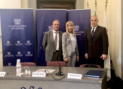 Участие на генералния консул нa България в Милано на конференция във Флоренция