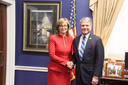 Deputy Prime Minister Zaharieva meets with members of both chambers of US Congress, raises issue of visas and social agreement