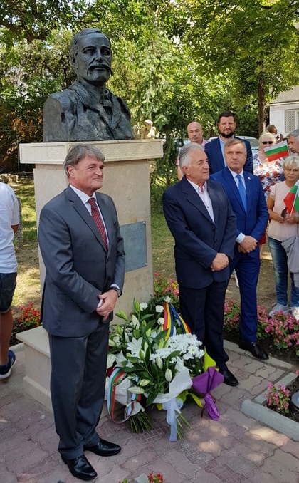Посланик Тодор Чуров откри паметник на Георги Раковски в Тулча