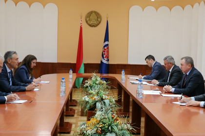 Заместник-министърът на външните работи Петко Дойков и  неговият колега от Беларус Олег Кравченко проведоха политически консултации
