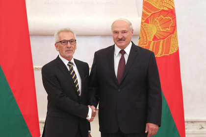 Посланик Георги Василев връчи акредитивните си писма на президента на Беларус
