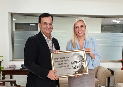 Посланикът ни в Делхи се срещна с директора по консулските въпроси на индийците в чужбина