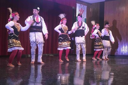 Ансамбъл за български народни танци „Златна Тракия“  проведе юбилеен концерт  в Торонто