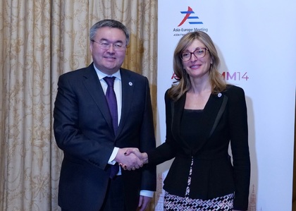 Екатерина Захариева се срещна с външния министър на Казахстан