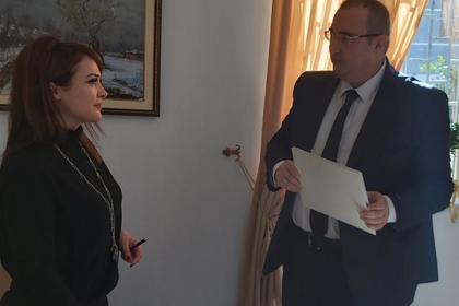 Ambasadori bullgar Momchil Raychevski  vizitoi  në Elbasan qendrën kominitare “Fluturo për jetën”