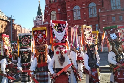 Български кукерски традиции и обичаи се представят на фестивал в Москва