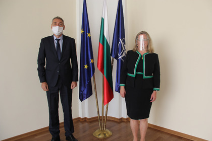 Заместник-министър Дойков прие новоназначения посланик на Ирландия