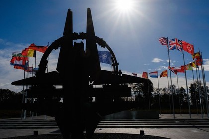 Министрите на отбраната на страните-членки на НАТО проведоха среща чрез видеоконферентна връзка. 