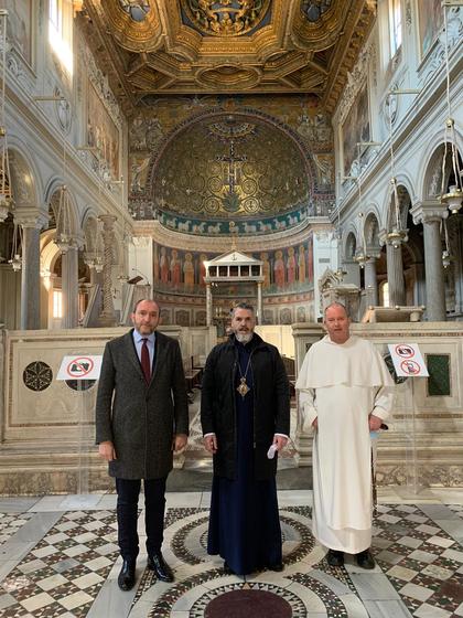 Западно и Средноевропейският митрополит представи новия енорийски свещеник в Рим 