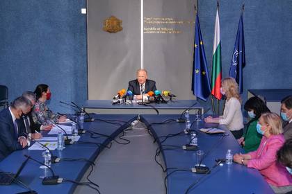 Открит диалог с Република Северна Македония и организирането на изборите на 11 юли 2021 г. зад граница  са приоритети в работата на МВнР