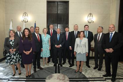 Министърът на външните работи се срещна с Клуба на чуждестранните посланици, говорещи български език