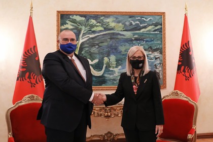 Посланик Райчевски бе приет от председателя на Парламента  Линдита Никола 
