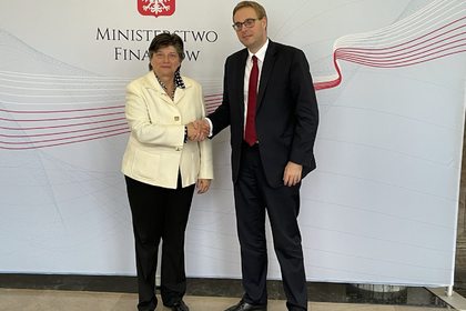 Работна среща на посланик Маргарита Ганева с г-н Ян Сарновски заместник-министъра на финансите на Република Полша