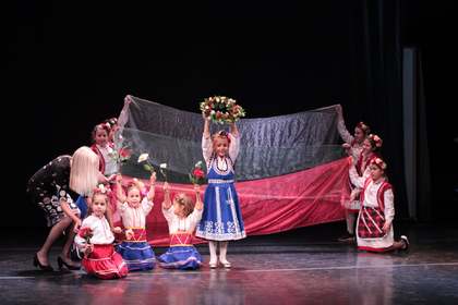 XIII Фестивал на българите по света „Аз съм българче“