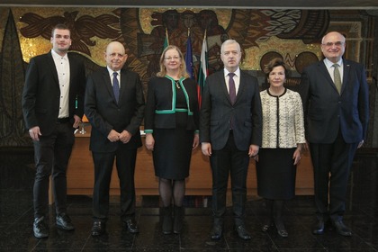 Постоянният секретар на МВнР Иван Кондов награди посланици по повод 30 г. от установяването на дипломатически отношения с Ирландия 