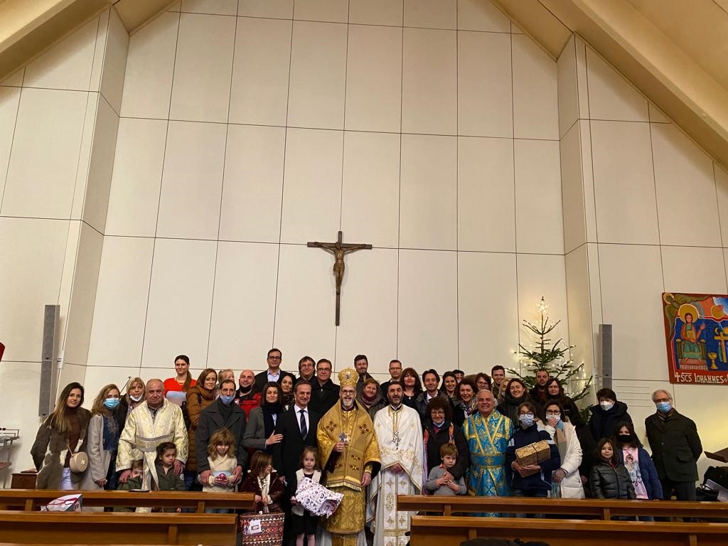 Посланик Ради Найденов заедно с българската общност участва в Света Архиерейска литургия във Веве