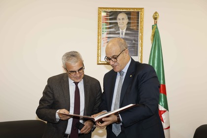 България проучва възможностите за сътрудничество с Алжир в областта на възобновяемите енергийни източници